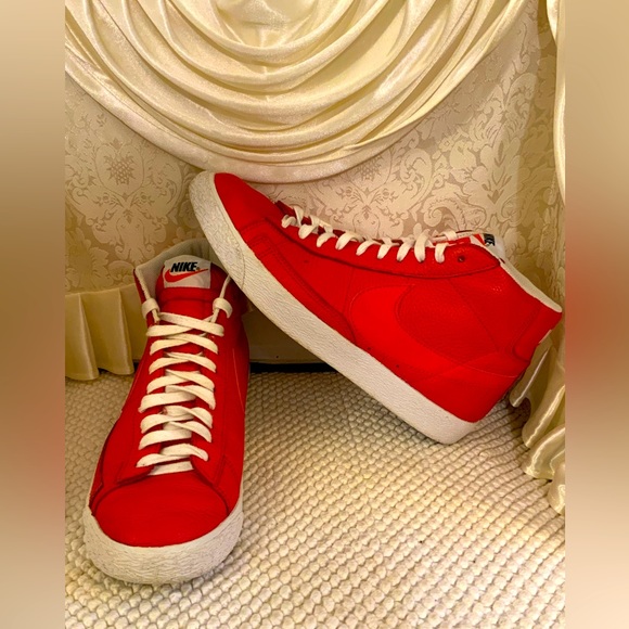 Nike Other - NIKE